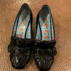 Gucci black Patton a little wear but in great shape.